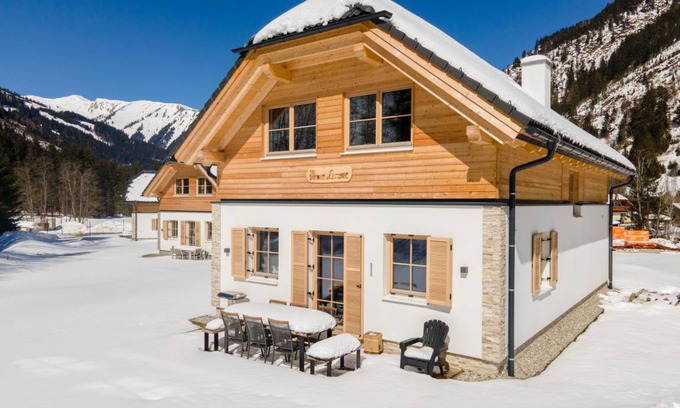 Donnersbachwald Ski Chalet | 130 m² Chalet ∙ 4 bedrooms ∙ 10 guests