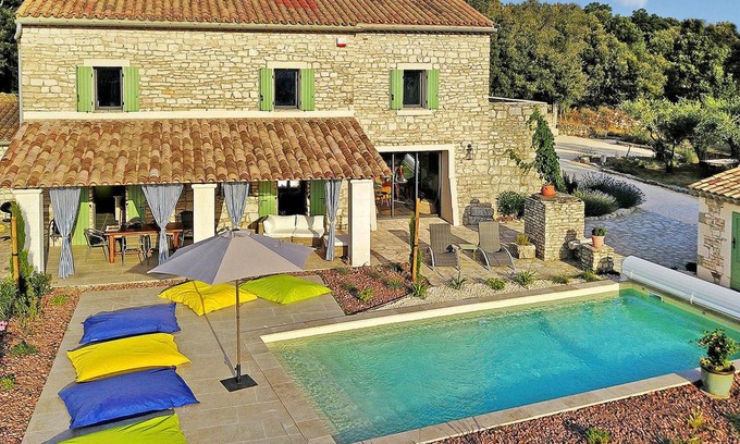 Orgnac-l'Aven House | 150 m² Farmhouse ∙ 4 bedrooms ∙ 8 guests