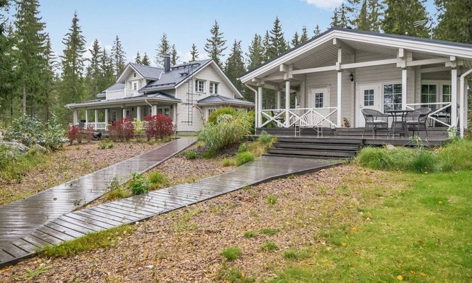 Hiukkajoki House | 168 m² House ∙ 1 bedroom ∙ 8 guests