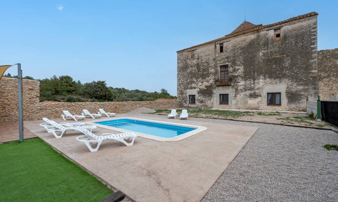 Rossell House | 170 m² House ∙ 3 bedrooms ∙ 16 guests