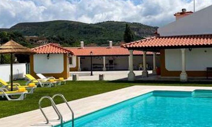 Sao Joao Batista House | 20 m² House ∙ 4 bedrooms ∙ 8 guests