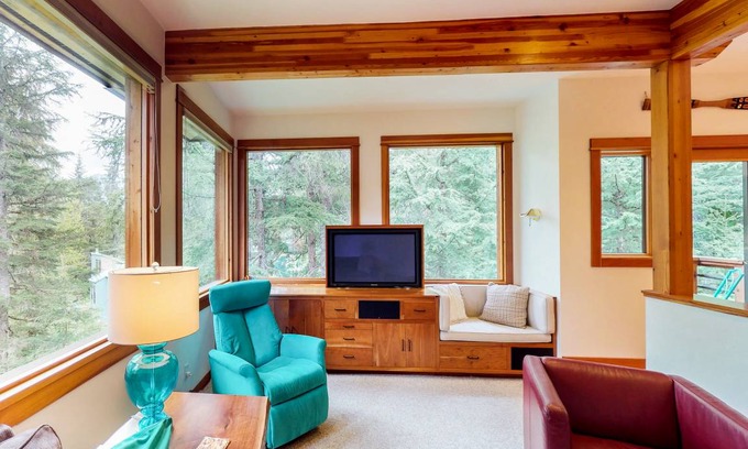 Alyeska House | 264 m² House ∙ 4 bedrooms ∙ 10 guests