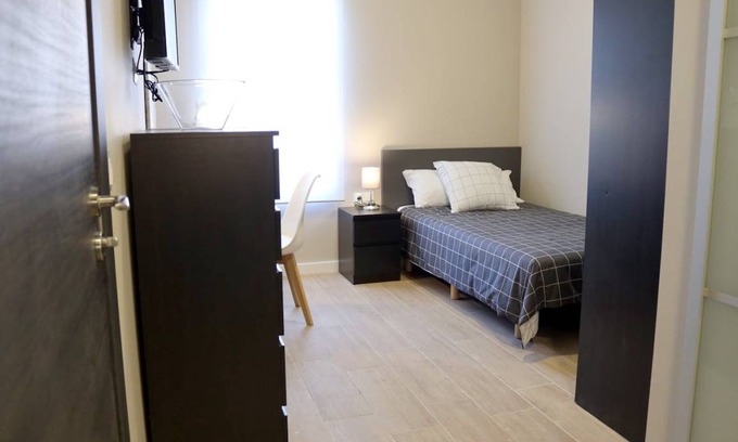 Burjasot Apartment | 30 m² Apartment ∙ 1 guest