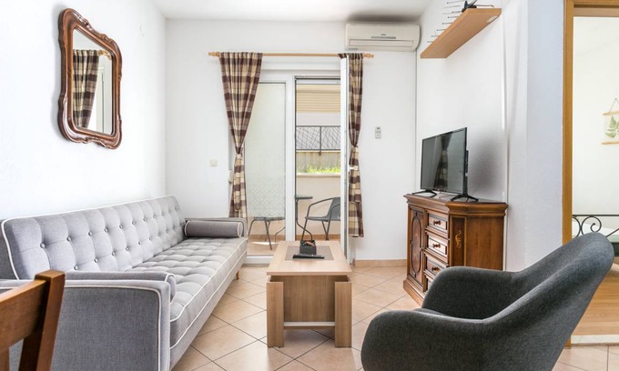 Kastel Stafilic Apartment | 41 m² Apartment ∙ 2 bedrooms ∙ 4 guests