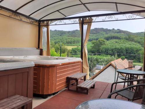Villanykovesd Apartment | 45 m² Apartment ∙ 2 bedrooms ∙ 5 guests