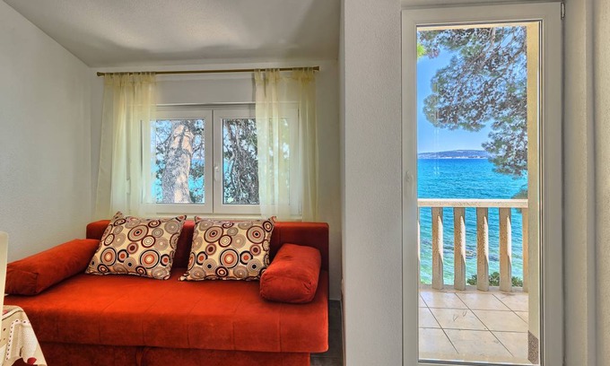 Kastel Stafilic Apartment | 52 m² Apartment ∙ 2 bedrooms ∙ 6 guests