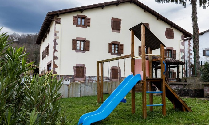 Urdax House | 60 m² House ∙ 1 bedroom ∙ 2 guests