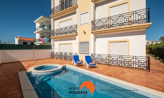 Areias de Sao Joao Apartment | 62 m² Apartment ∙ 2 bedrooms ∙ 4 guests