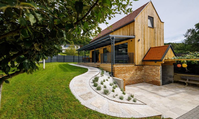 Feldbach House | 70 m² House ∙ 2 bedrooms ∙ 4 guests