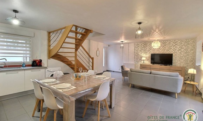 Plerin House | 72 m² Gîte ∙ 2 bedrooms ∙ 4 guests