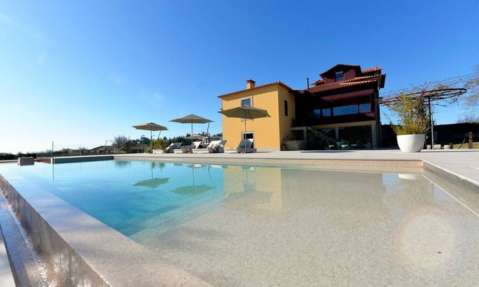 Esposende Villa | 774 m² Villa ∙ 6 bedrooms ∙ 12 guests