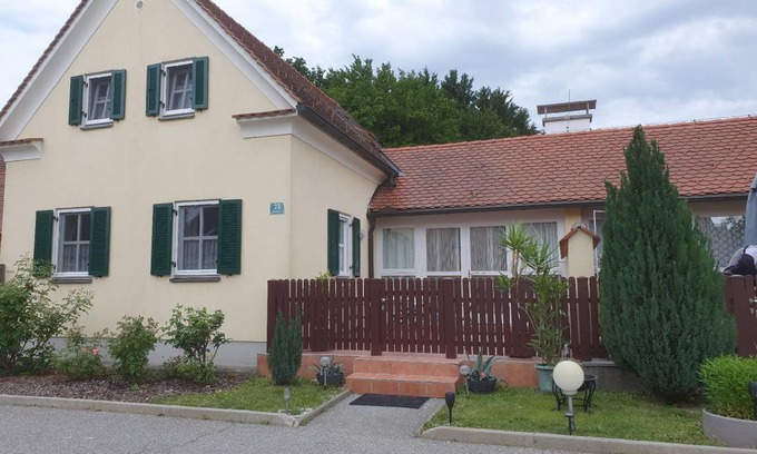 Wagerberg House | 92 m² House ∙ 2 bedrooms ∙ 6 guests