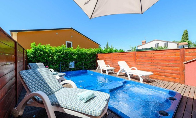 Valica Villa | 92 m² Villa ∙ 2 bedrooms ∙ 5 guests
