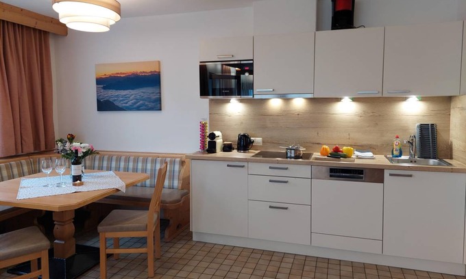 Madseit Apartment | 94 m² Apartment ∙ 2 bedrooms ∙ 7 guests