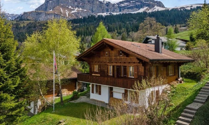 Axalp House | 95 m² House ∙ 3 bedrooms ∙ 5 guests