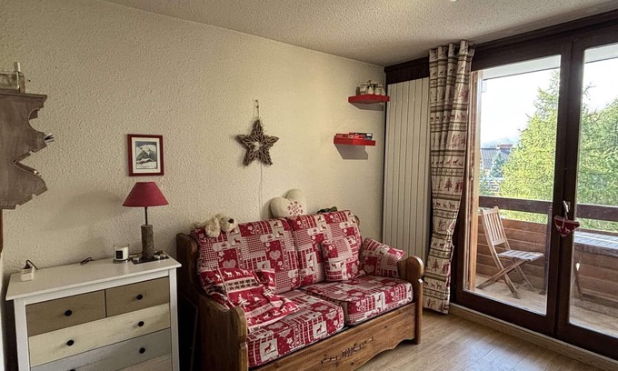 Viel-Alpe Apartment | Alpe d'Huez: 1BR, 4 people, near slopes, balcony, parking