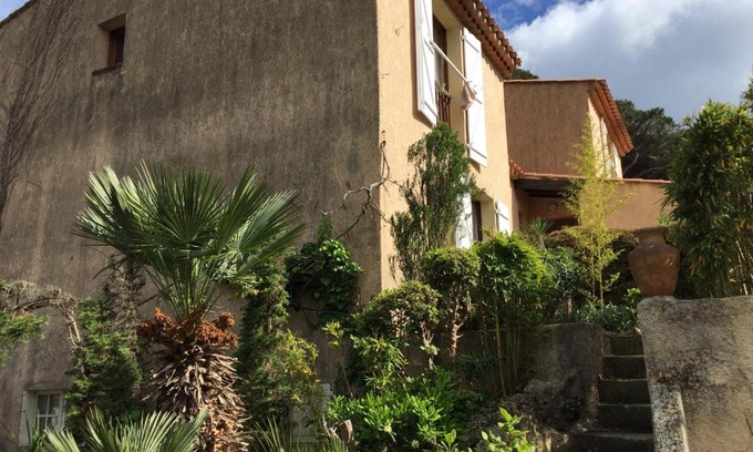 Sainte-Maxime Apartment | Appartement Les bastidons