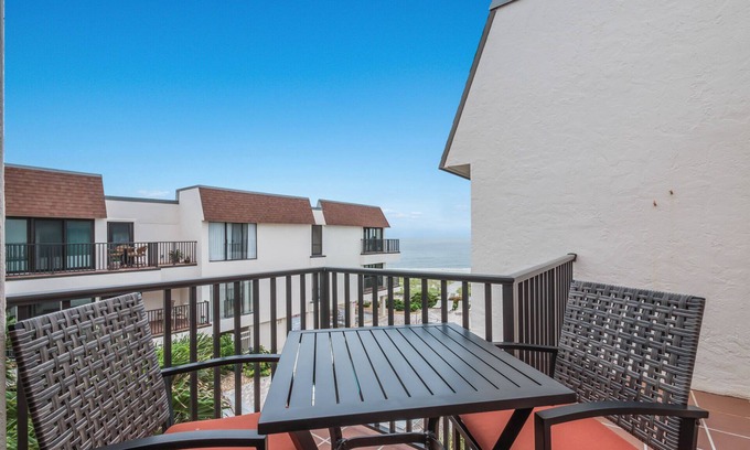 Holmes Beach Condo | Beautiful Condo with Beach views! Rest and Relaxation await!