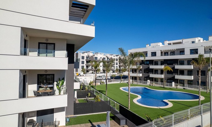 Orihuela Costa Apartment | Casa Hermano - Stylish apartment in Villamartín.