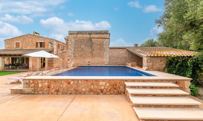 Campos Villa | Country House 'Can Mayol' with Mountain View, Wi-Fi and Air Conditioning