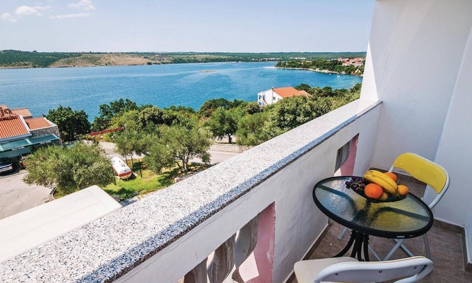 Municipality of Posedarje Apartment | Cozy apartment in Posedarje with WiFi