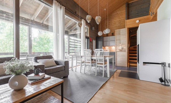 Tahkovuori Apartment | Cozy Cabin with Hot Tub and Private Sauna Close to the Tahko Ski Slopes