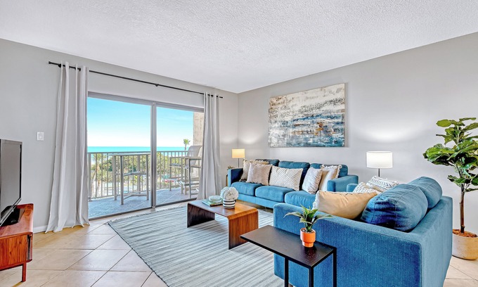 Port Canaveral Condo | Direct Oceanfront Condo | Perfect for Families W/Heated Pool & Stunning Views! ποΈ