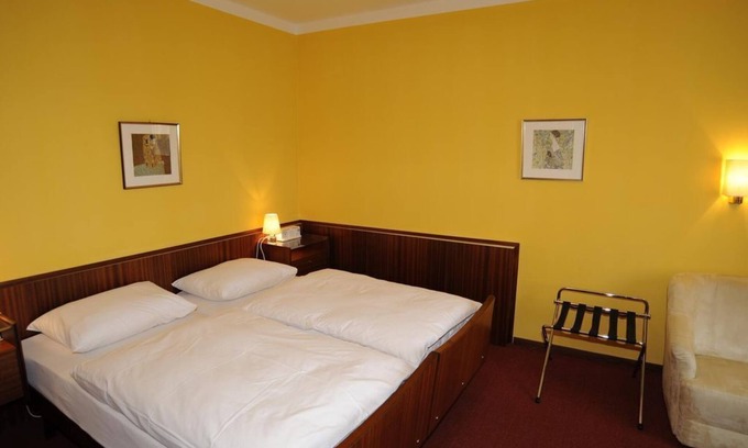 Fuerstenfeld Bed & Breakfast | Doppelzimmer 42 - B³ Barbara's Bed & Breakfast
