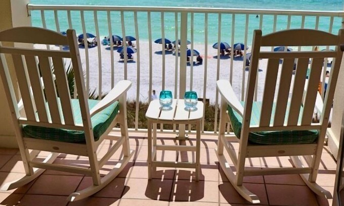 Santa Rosa Beach Condo | GREAT RATES! GULF-FRONT, PRIVATE BEACH, FREE BEACH SET UP*,BALCONY, 30A