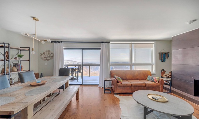 Nellysford Condo | Highlands Condo LOTS OF DETAILED INFO LISTED☺️ Views for days!
