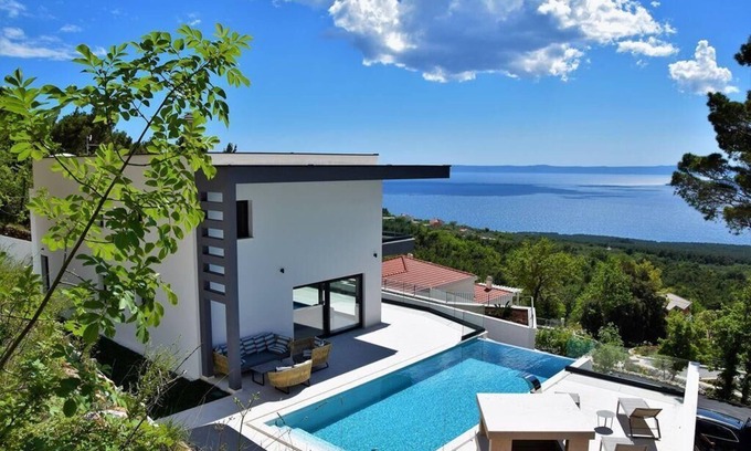 Bast House | Holiday house Bast for 1 - 6 persons with 3 bedrooms - Row house