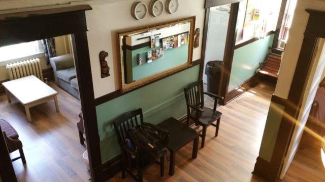Central Hostel | Main St Hostel