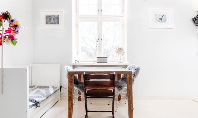 Ullanlinna Apartment | Modern & Scandinavian WeHost @Huvilakatu