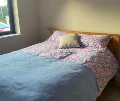 Monaghan House | Monaghan Town House sleeps 12 5 mins walk to Town Centre
