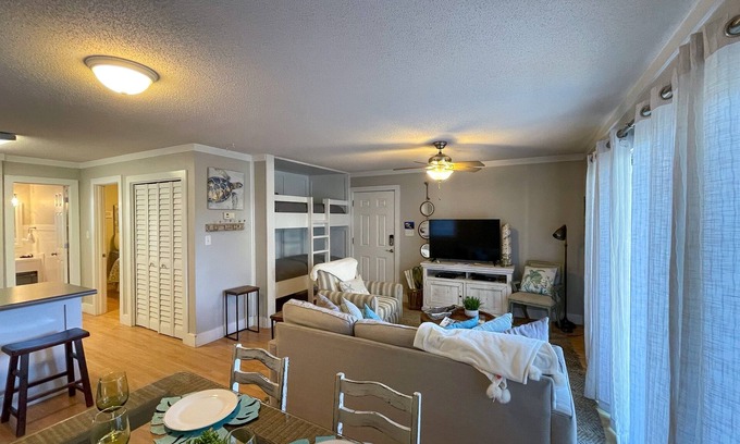 Seagrove Beach Condo | Moon Pie- Steps to Beach- Heated Pool!