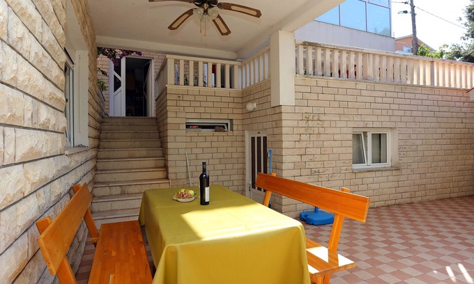 Seget Vranjica Apartment | One bedroom apartment with terrace Seget Vranjica, Trogir (A-12760-a)