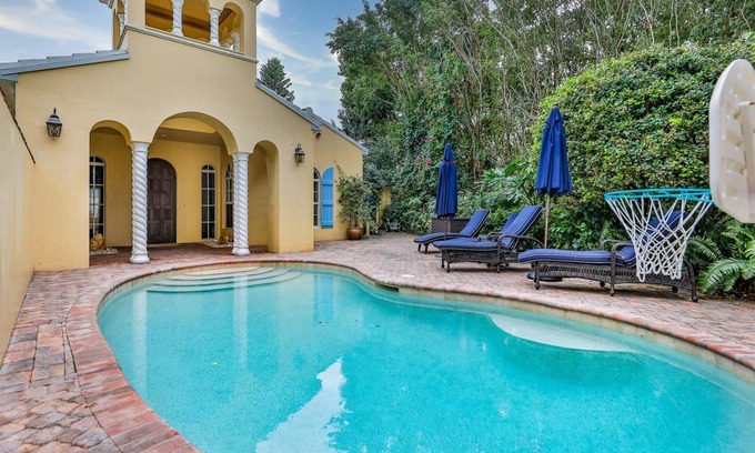 Captiva House | Private Captiva Pool Home With Exclusive Beach Access