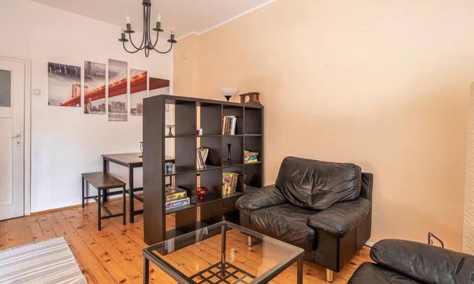 Lozenets Apartment | Quiet 2-bedroom apartment with own private garden