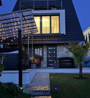 Aporka Apartment | RSD Riverside