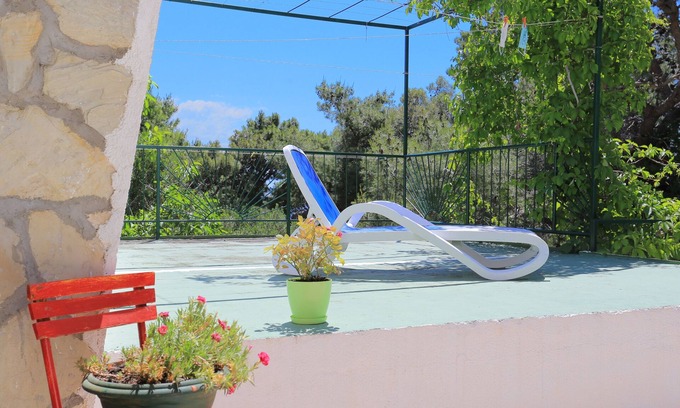 Lokva Rogoznica Apartment | Studio flat with terrace and sea view Lokva Rogoznica, Omiš (AS-18638-d)
