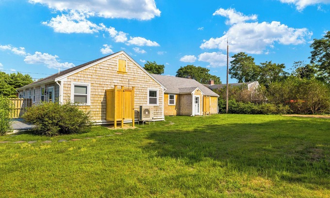 South Chatham Apartment | Summer Rental: Charming 1-Bedroom Unit in Chatham, MA Unit D