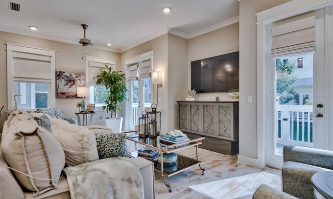 Panama City Beach House | Treat Yourself
