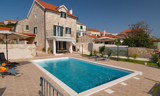 Cove Donja Krusica (Donje selo) House | Villa Silence on the Island of Šolta