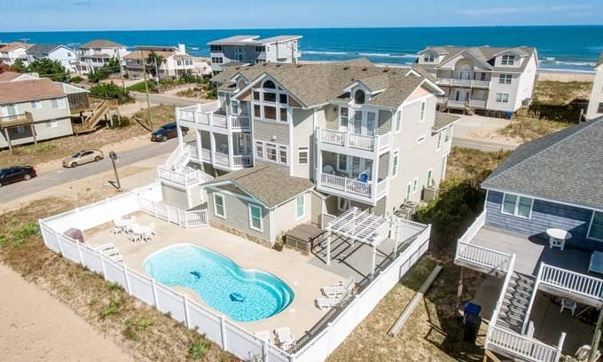 Sandbridge House | Windjammer | 160 ft from the beach | Private Pool, Hot Tub