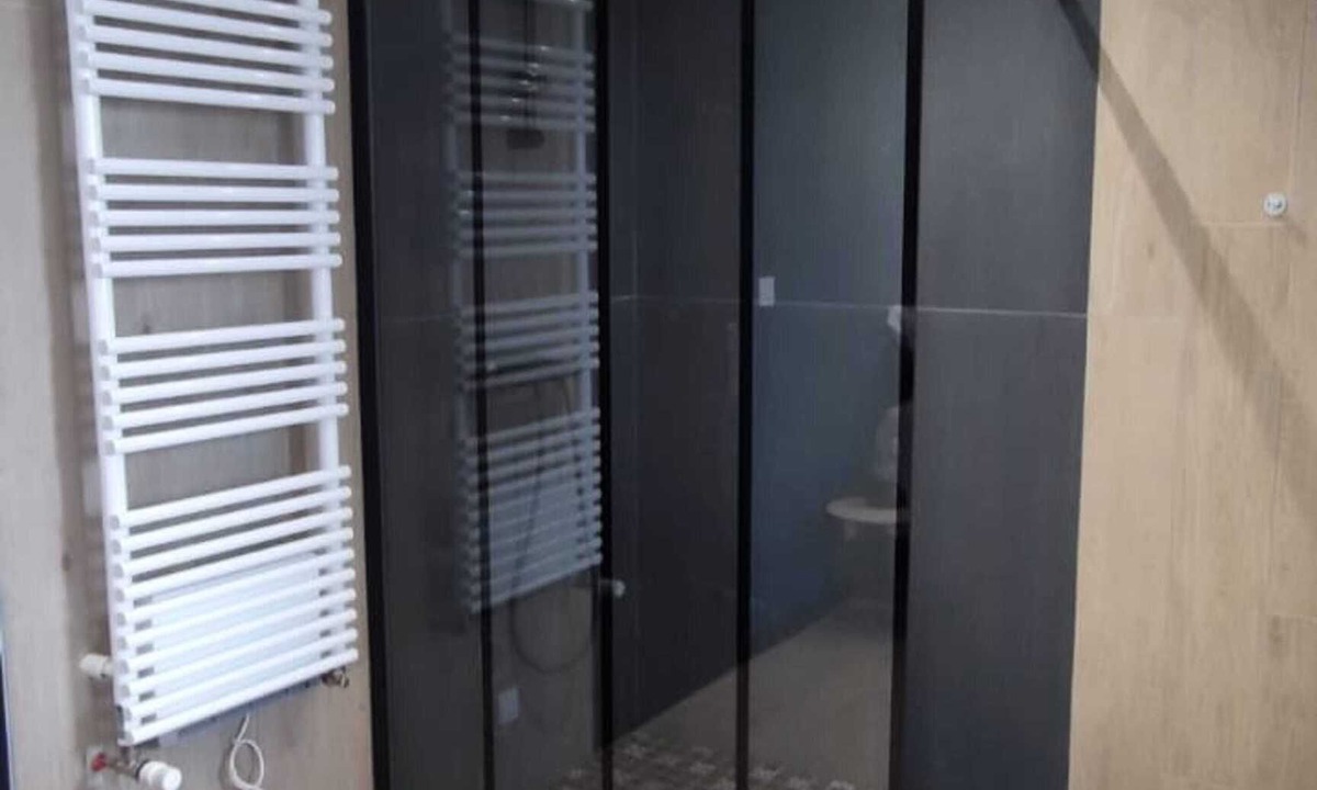Pleugriffet House | Homerez - Big house for 12 ppl. with spa and terrace at Pleugriffet