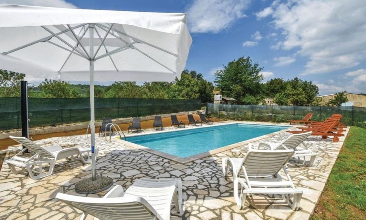Trilj Apartment | Marija - Rooms With Pool - R3
