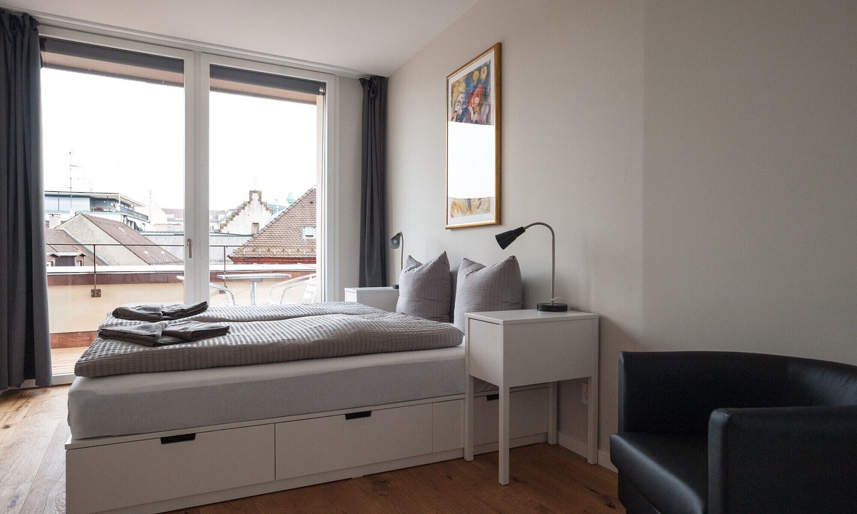 Basel City Centre Apartment | BS Renoir V - Marktplatz HITrental Apartment