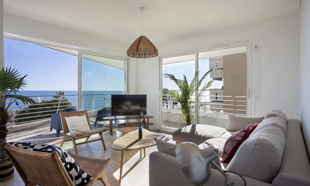 Cros-de-Cagnes Apartment | Le Chantilly by Interhome