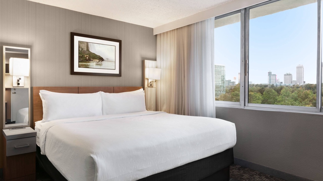 Photo of Bedroom in Downtown Niagara Falls