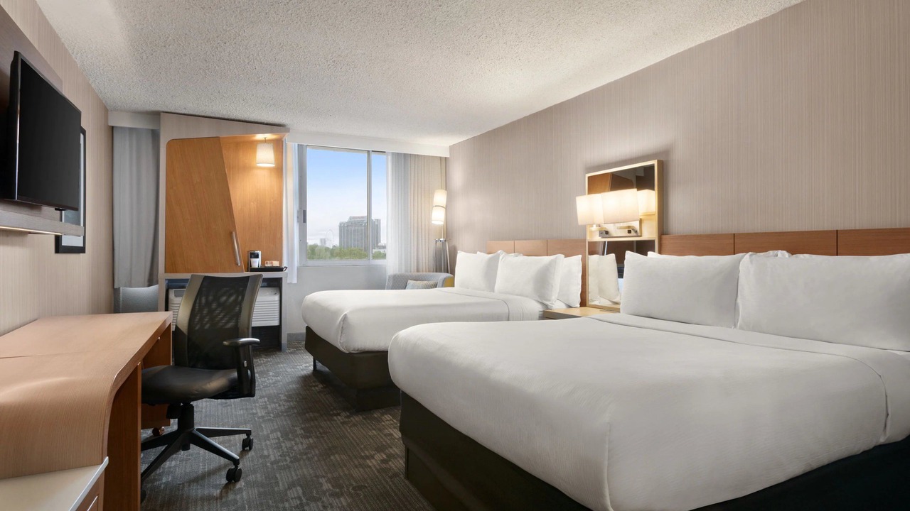 Photo of Bedroom in Downtown Niagara Falls